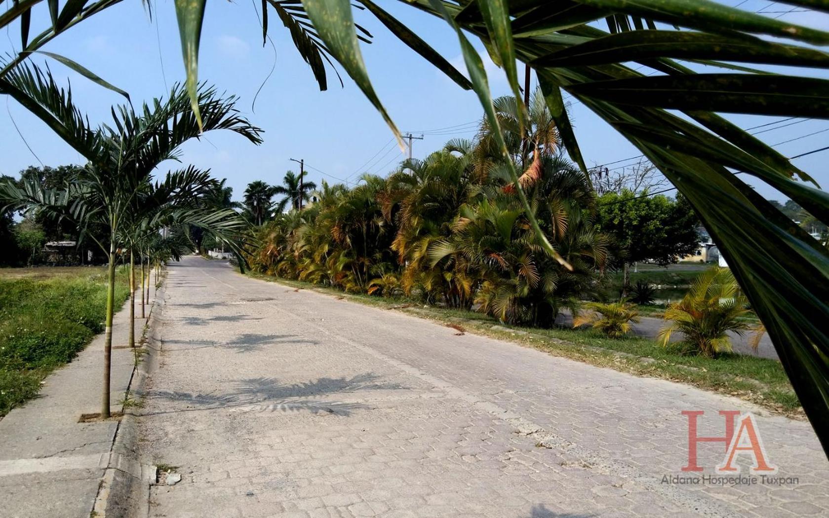 Hospedaje Aldana - Casa La Vista En Zona Verde Tuxpan  エクステリア 写真
